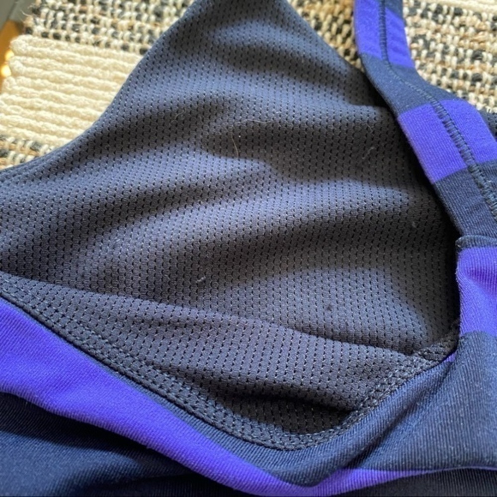 Athleta Optimism Tank Bold Stripe Top Purple Stripe Medium - Picture 14 of 15